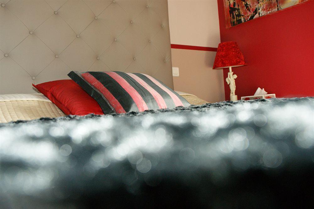 Chambre D'Hotes Domaine Le Castagne Auch Ngoại thất bức ảnh